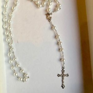 Accessories - Beautiful Rosary with lace pouch Accessories - Beautiful Rosary with lace pouch